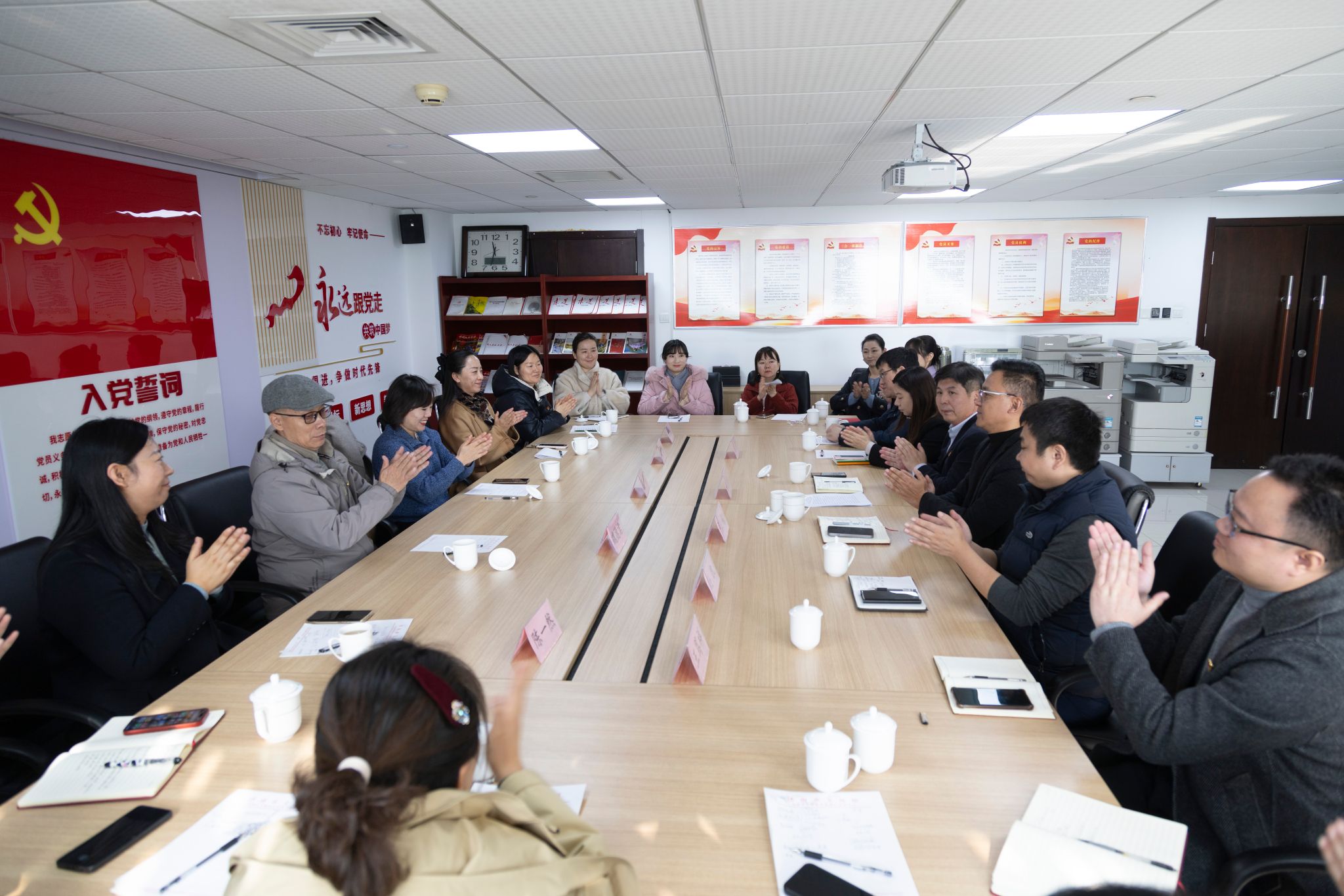 藝心向黨 文化互鑒——國際藝術交流學院與濟南市文化館攜手開展黨建共建暨文化藝術交流活動